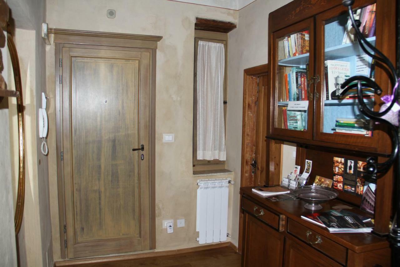 Residenza Fra Le Torri - Charme & Art Gallery Home Arezzo Exteriör bild