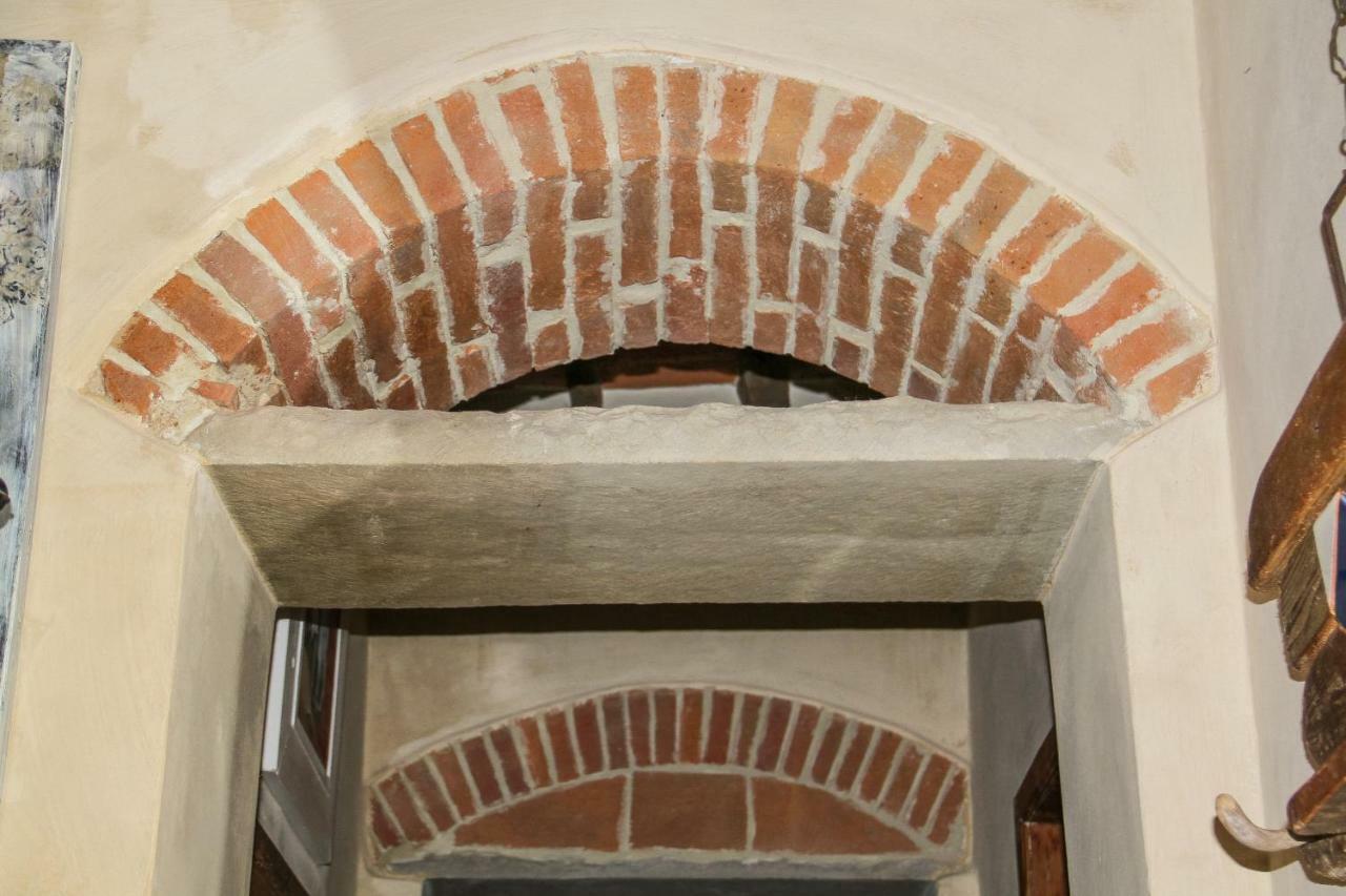 Residenza Fra Le Torri - Charme & Art Gallery Home Arezzo Exteriör bild